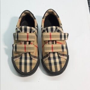 Burberry Pale Yellow Logo Drawstring Pouch